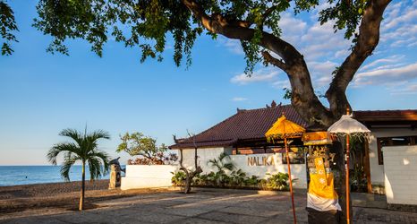 Exterior 2 Nalika Beach Resort & Restaurant -Adults Only