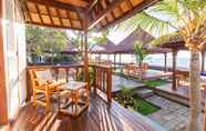 Ruang Umum 5 Nalika Beach Resort & Restaurant -Adults Only