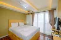 Kamar Tidur Stylish and Relaxing Studio at Amethyst Tower Apartment By Travelio