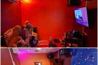 Entertainment Facility Villa dan Karaoke Rumah terbalik Pagar Alam