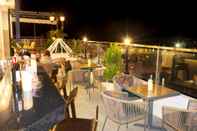 Bar, Kafe dan Lounge Emerald Ocean Hotel