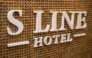 Lobi 4 Sline Hotel