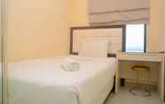 Kamar Tidur 2 Elegant and Cozy 2BR Apartment at Kebayoran Icon By Travelio