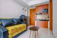 ล็อบบี้ Minimalist 2BR at Green Park View Apartment By Travelio