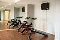 Fitness Center Comfy Living Studio Apartment at Belmont Residence By Travelio