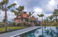 Kolam Renang 5 Aswanaya Villas & Suites