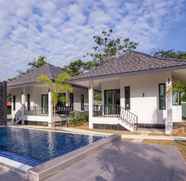 Kolam Renang 5 Nua Tone Pool Villa