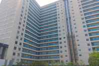 Exterior River View 2BR at Teluk Intan Apartment By Travelio