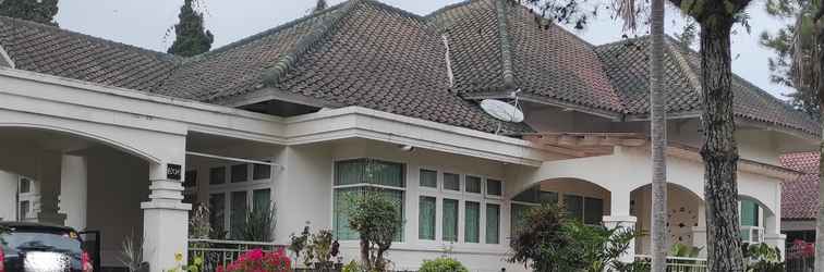 Lobi Shakilla House 5-Villa Lotus Syariah