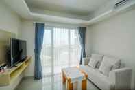 Common Space Spacious and Comfortable 2BR at Oasis Cikarang Apartment By Travelio