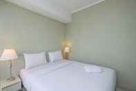 Kamar Tidur Spacious and Comfortable 2BR at Oasis Cikarang Apartment By Travelio