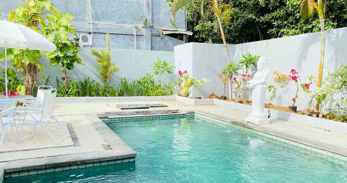 Swimming Pool Villa Helsinki Bali