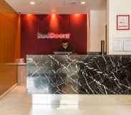 Lobby 5 RedDoorz Hotel Premium @ Balestier 