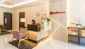 Lobby 3 RedDoorz Hotel Premium @ Serangoon 