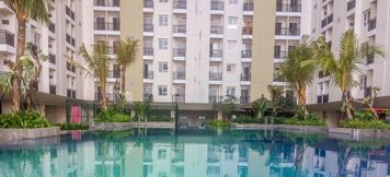 Swimming Pool 3 Well Appointed 2BR at Jarrdin Cihampelas Apartment By Travelio