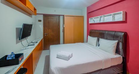 Kamar Tidur 2 Best Price and Cozy Studio Cinere Resort Apartment By Travelio