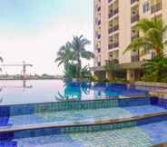 Swimming Pool 2 Best Price and Cozy Studio Cinere Resort Apartment By Travelio