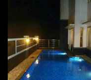 Swimming Pool 5 Villa Kaca