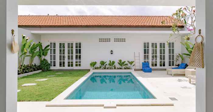 Kolam Renang Casa Dara Seminyak