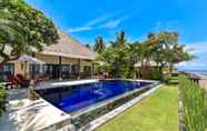 Kolam Renang 4 Villa Branie 