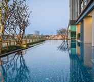 Kolam Renang 5 Baan Kiang Fah by Relax Pool Villa and Condo