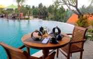 Bar, Cafe and Lounge 6 Manah Shanti Suite by Pramana Villas