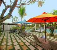 Swimming Pool 2 Manah Shanti Suite by Pramana Villas