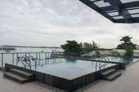 Swimming Pool CozyHomes at One Residence Batam