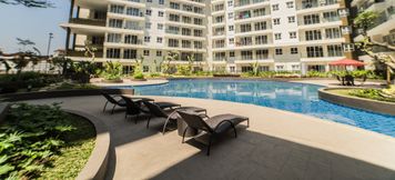 수영장 2 Spacious Studio Apartment at Gateway Pasteur near Exit Toll Pasteur By Travelio