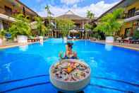 Kolam Renang Vdara Resort and Spa