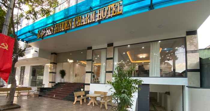 Bangunan Sen Hidden Charm Hotel