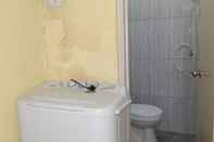 Toilet Kamar Chiara Homestay Syariah 2