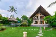 Lobi Villa Brombong Pantai 