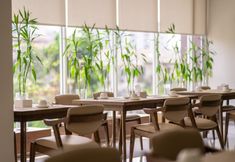 Restaurant 2 K Garden Service Apartment