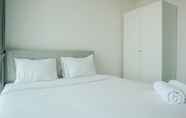 Kamar Tidur 2 2BR Apartment with Private Lift at St. Moritz Puri near Mall By Travelio