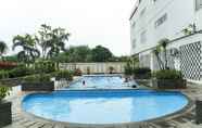 Swimming Pool 3 Elegant Studio Apartment at Margonda Residence 5 By Travelio