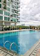 SWIMMING_POOL Apartment Tree Park BSD 2101