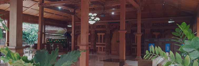 Lobby Pesanggrahan Santiningrum