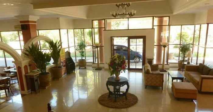 Lobby Grand Sarah Hotel