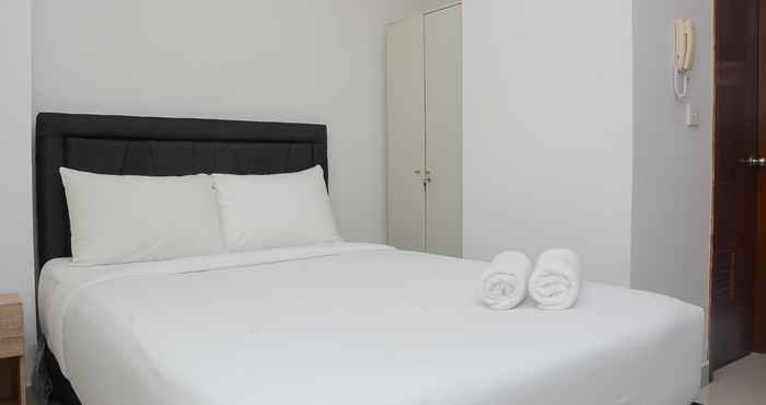 Kamar Tidur Comfy Studio Apartment at Capitol Park By Travelio