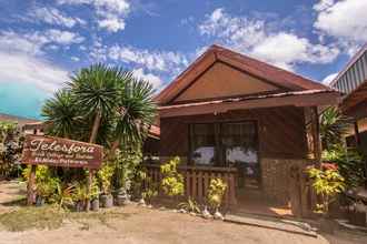 Exterior Telesfora Beach Cottage