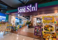 Restaurant 7 D'pulze Shopping Mall Homestay Is Now Open To Book!