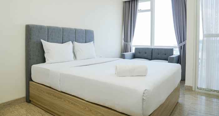 Bilik Tidur Furnished and Cozy Studio at Menteng Park Apartment By Travelio