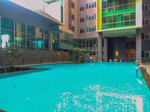 Swimming Pool 4 Spacious 1BR with Direct Access to Lift at Kuningan Place Apartment By Travelio