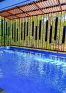 SWIMMING_POOL 