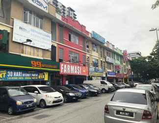 Luar Bangunan 2 My Homie Capsule Hotel LRT Cheras