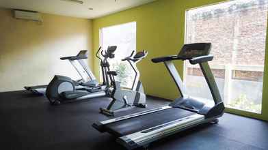 Fitness Center 4 Comfy and Elegant Studio Apartment at Tamansari Sudirman By Travelio