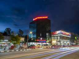 Grand Bagan Hotel , USD 35.51