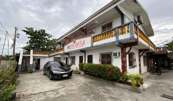 Exterior 2 RedDoorz @ White Castle Beach Resort Iba Zambales