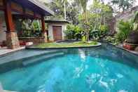 Kolam Renang Mahanidhi Luxury Private Villa